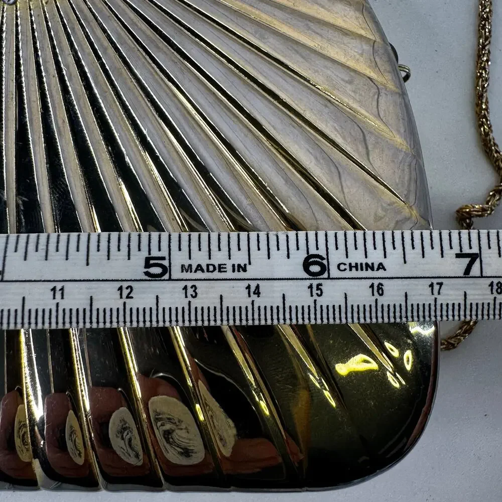 Vintage Lauren Alexandra 1980s  Gold Clamshell Purse Italy with Chain Hong Kong